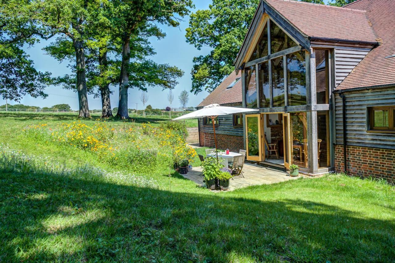 เซาท์พาร์คฟาร์มบาร์น Bed & Breakfast แอนโดเวอร์ ภายนอก รูปภาพ