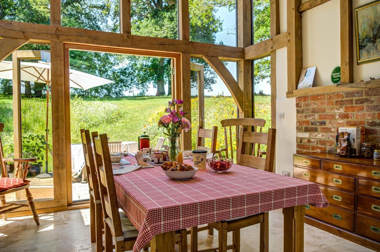 เซาท์พาร์คฟาร์มบาร์น Bed & Breakfast แอนโดเวอร์ ภายนอก รูปภาพ